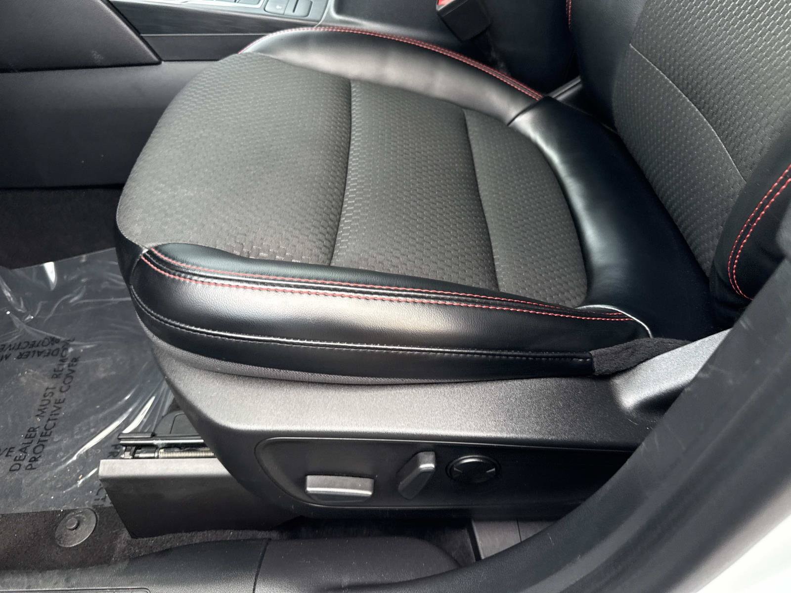 2023 Ford Escape ST-Line Select - Photo 18