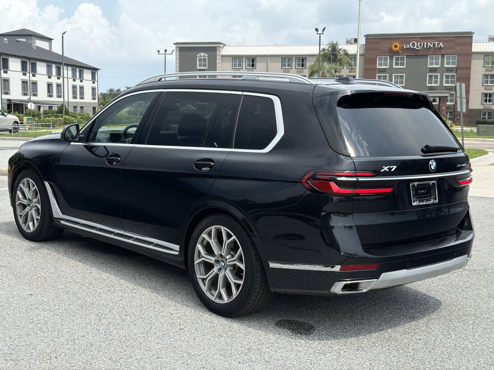 2025 BMW X7 40i - Photo 6