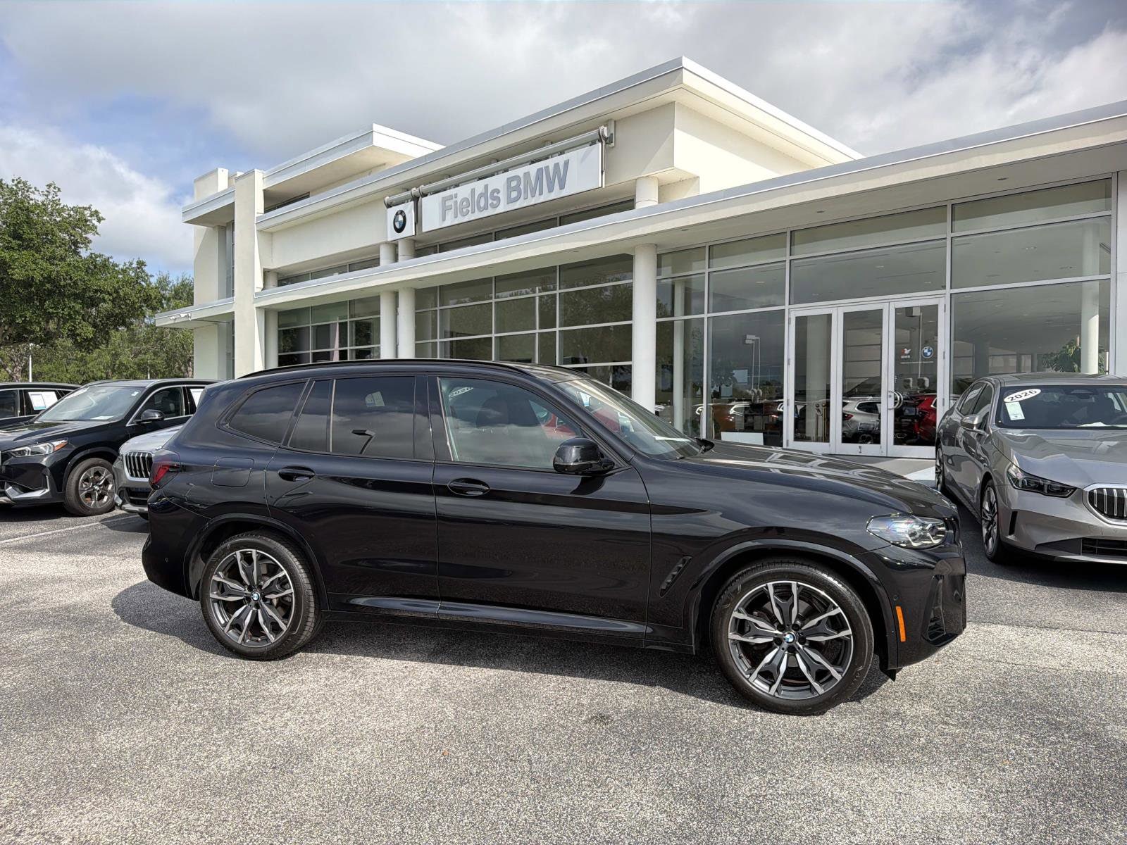 2023 BMW X3 sDrive30i's photo