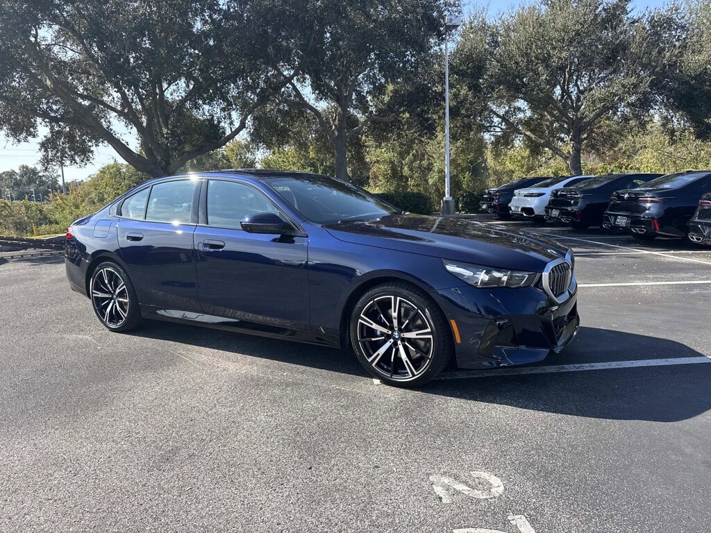 New 2026 BMW 530i Sedan