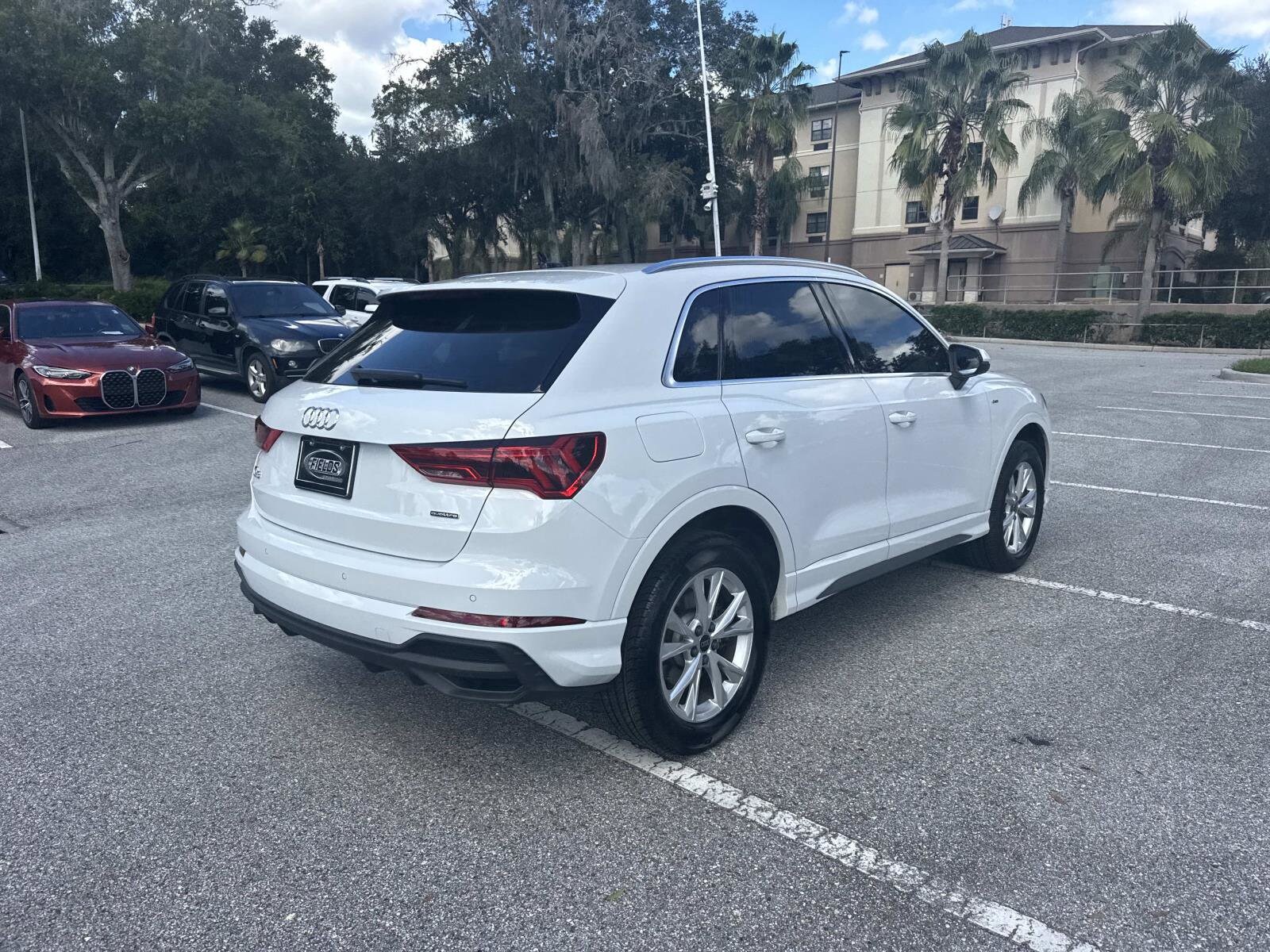 2024 Audi Q3 S line Premium Plus 45 TFSI photo 4