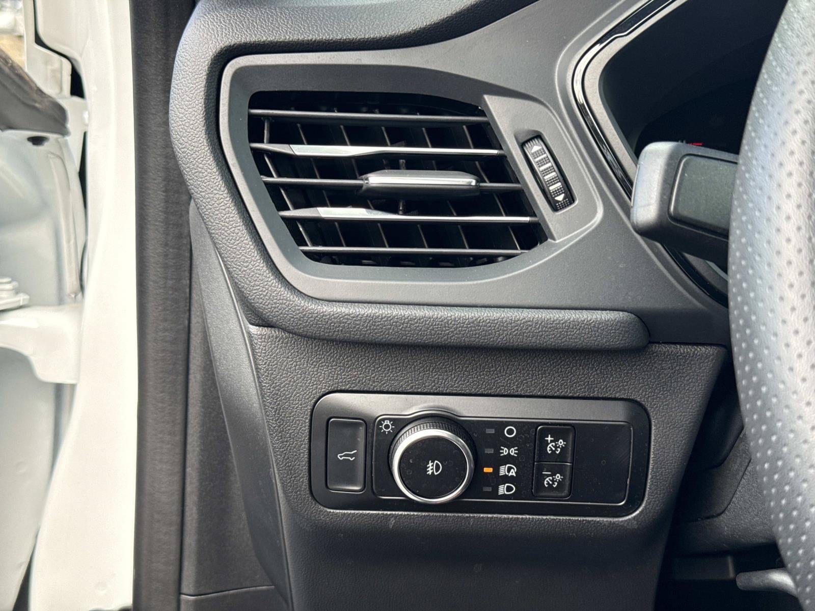 2023 Ford Escape ST-Line Select - Photo 31