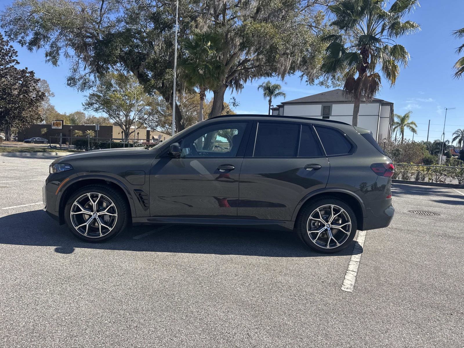 2026 BMW X5 50e - Photo 7