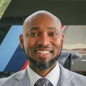 Staff member Rick Cutts from ID_9677dc6563b2