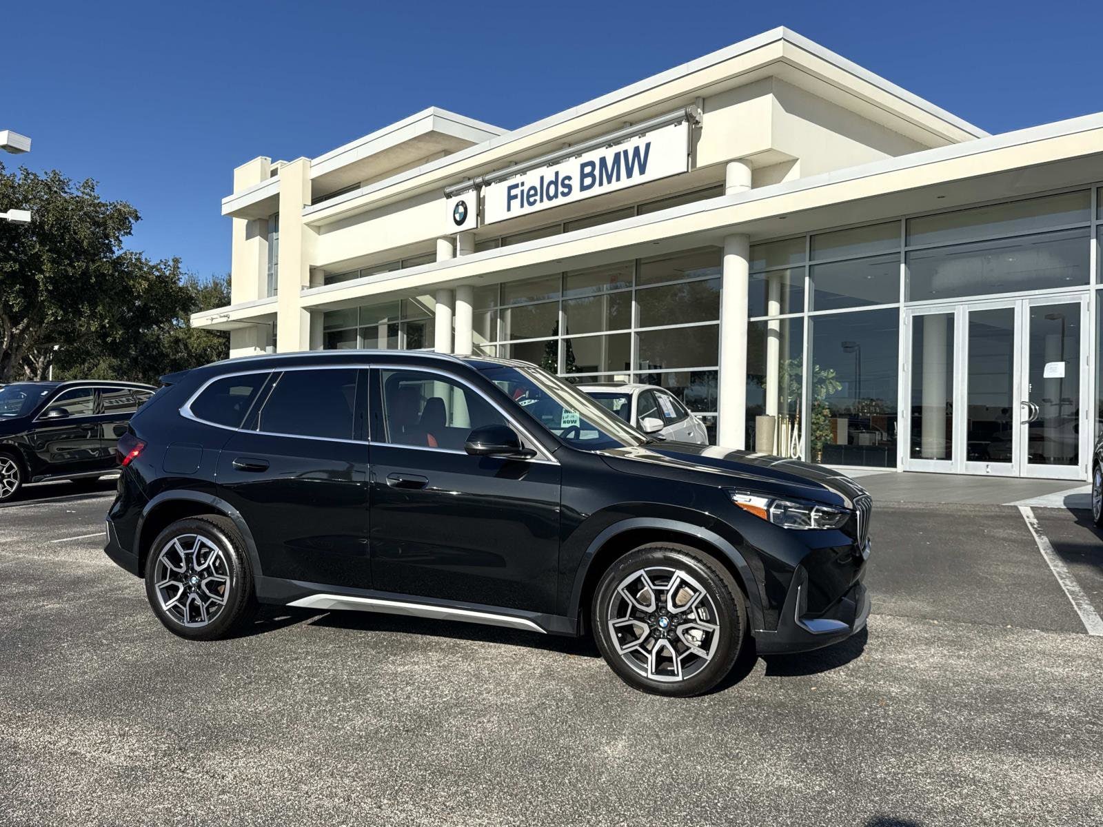 2025 BMW X1 28i's photo