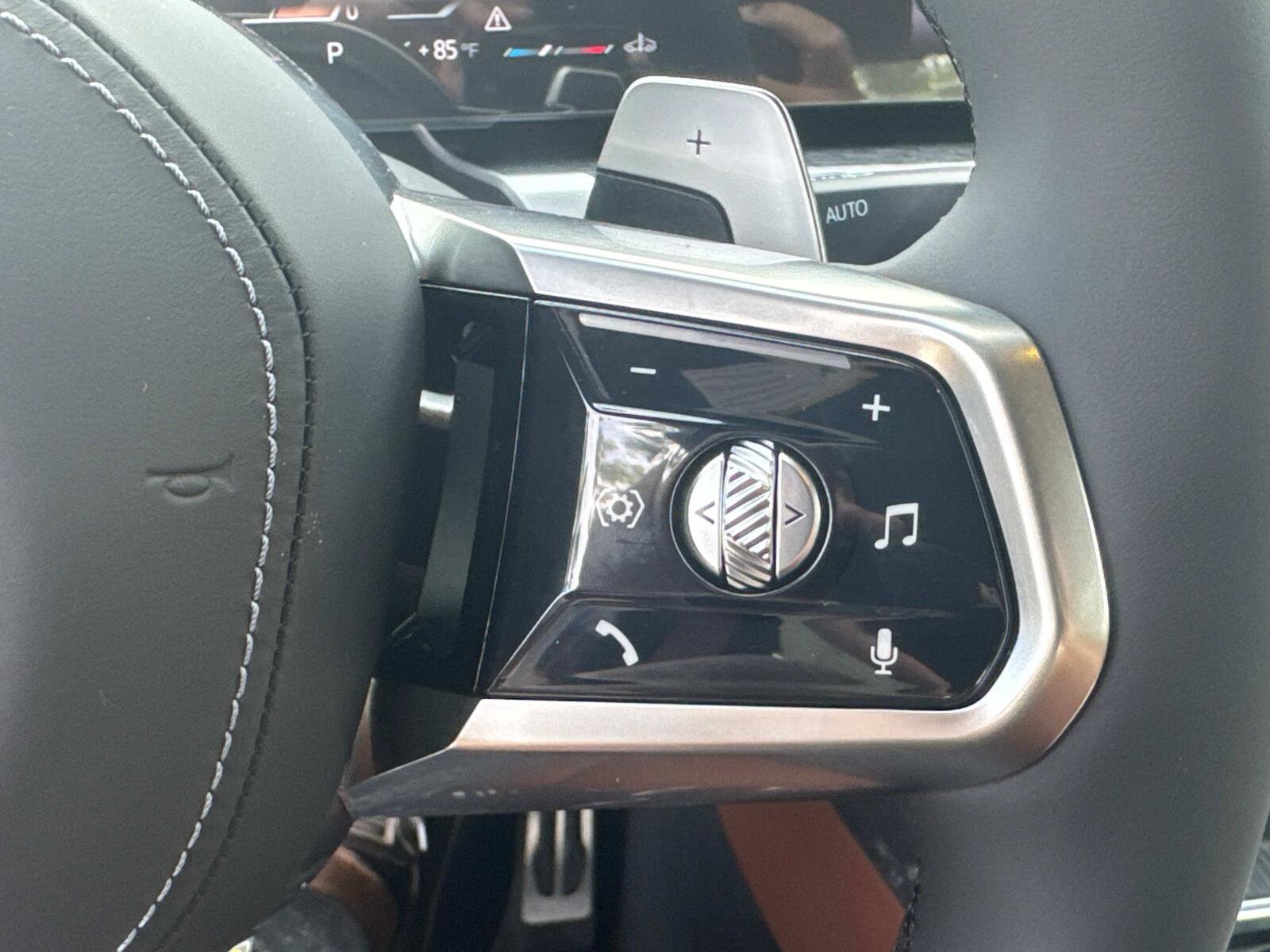 2025 BMW 7 Series 760i - Photo 28