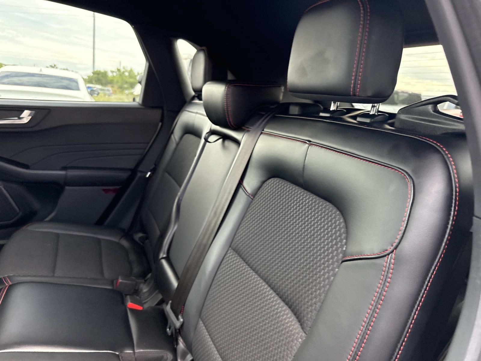 2023 Ford Escape ST-Line Select - Photo 13