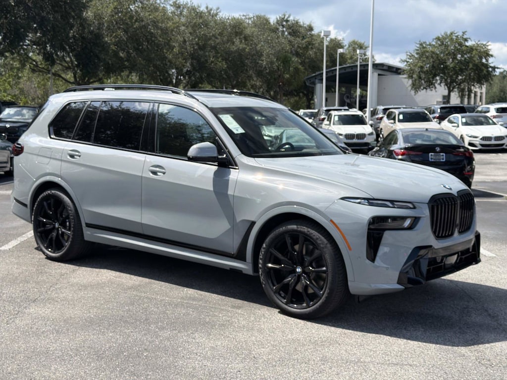 New 2027 BMW X7 xDrive40i SUV