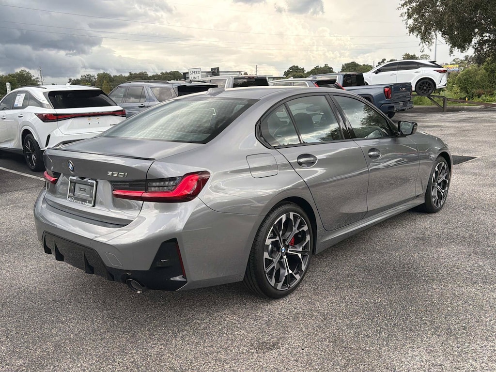 New 2026 BMW 330i Sedan