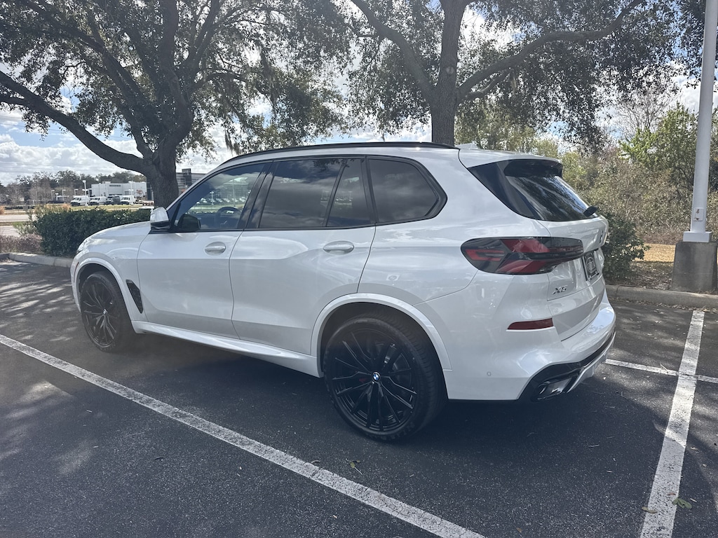 New 2026 BMW X5 sDrive40i SUV