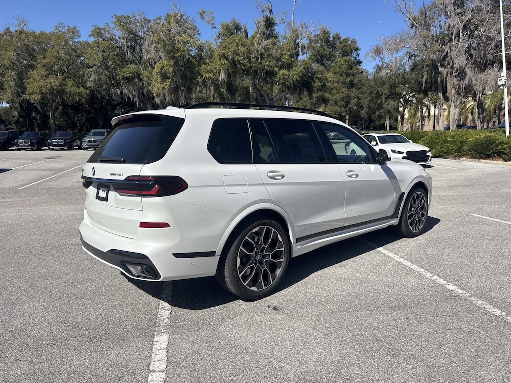 New 2026 BMW X7 xDrive40i SUV