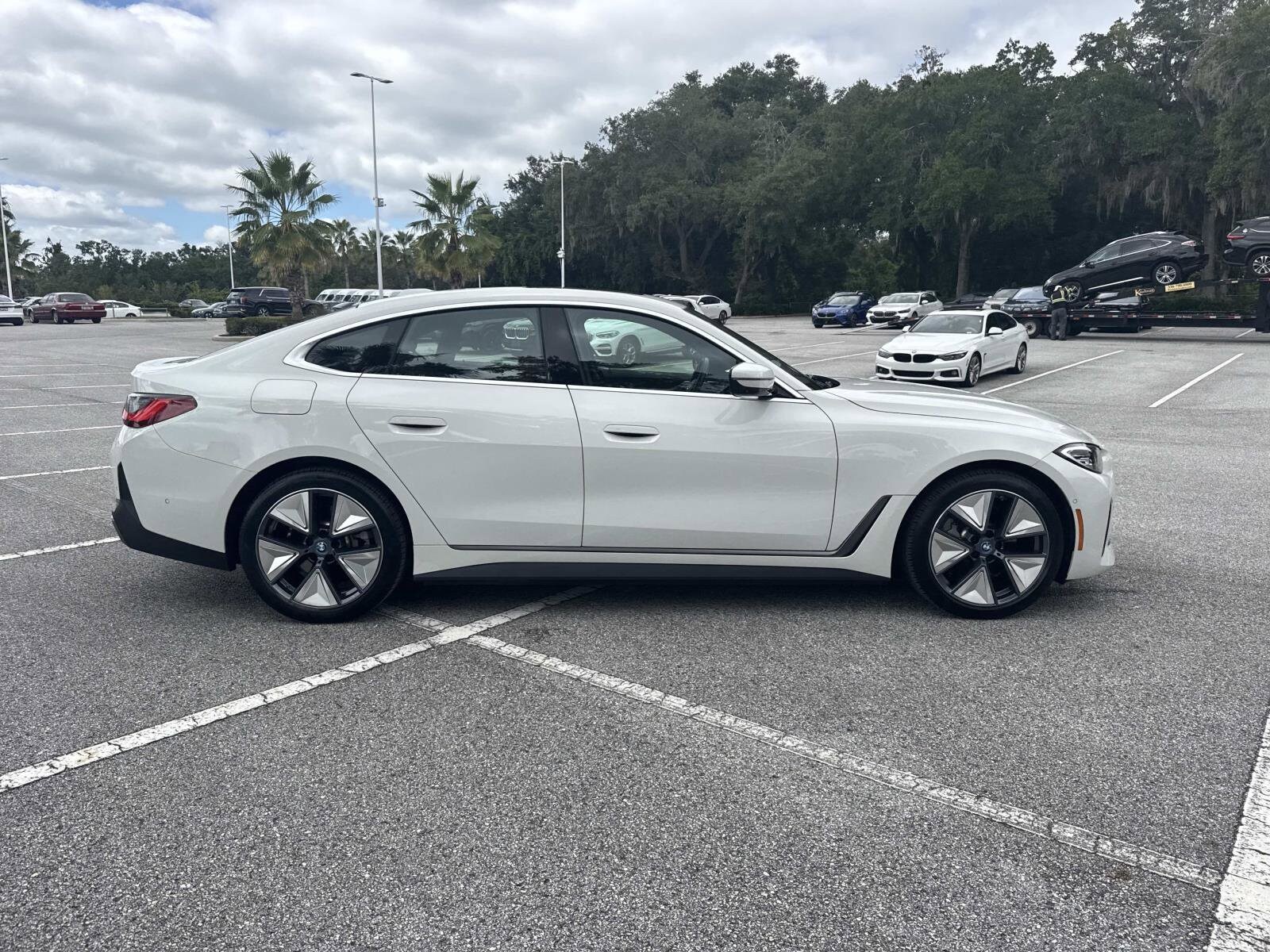 2023 Bmw i4 eDrive35 photo 2