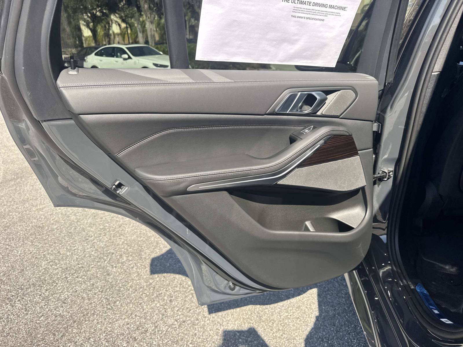 2026 BMW X5 50e - Photo 12