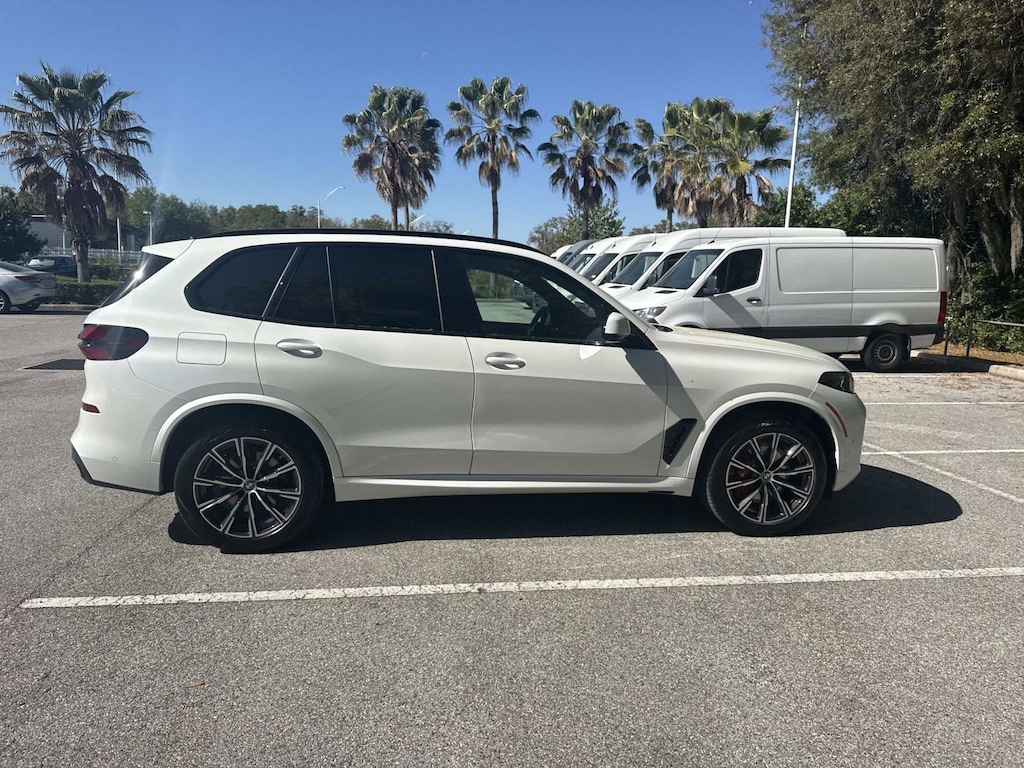 New 2026 BMW X5 sDrive40i SUV