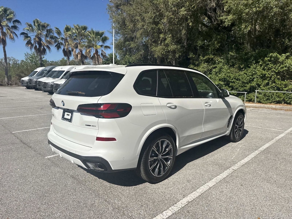 New 2026 BMW X5 sDrive40i SUV