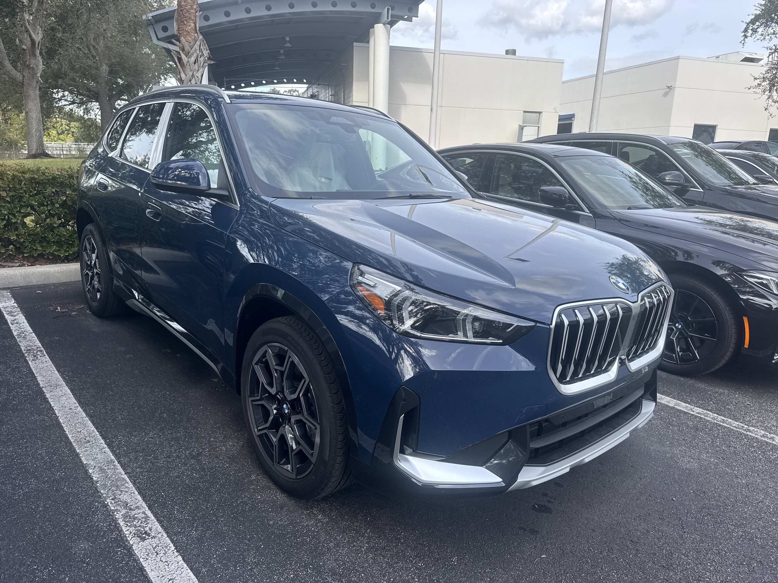 2026 BMW X1 28i's photo