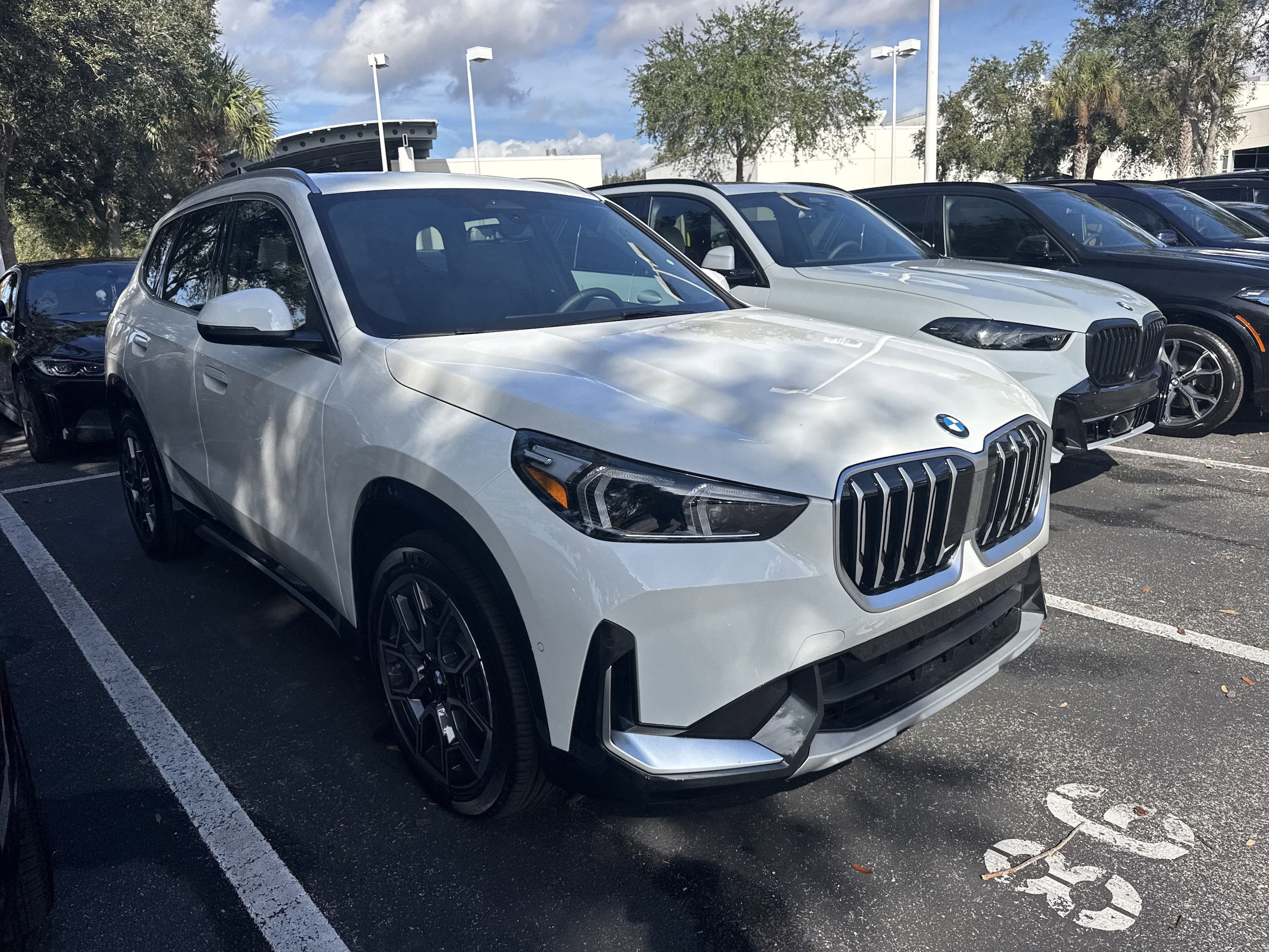 2026 BMW X1 28i's photo