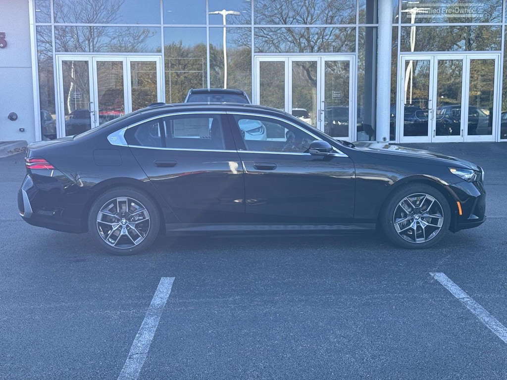 New 2026 BMW i5 xDrive40 Sedan