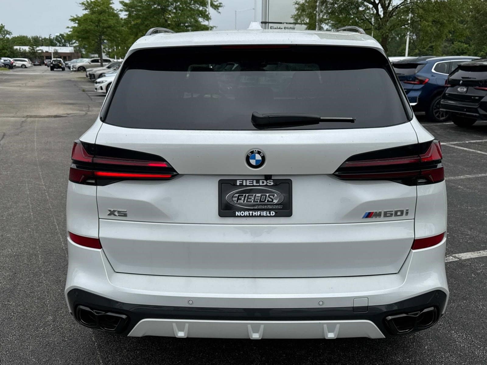 2026 BMW X5 M60i - Photo 6
