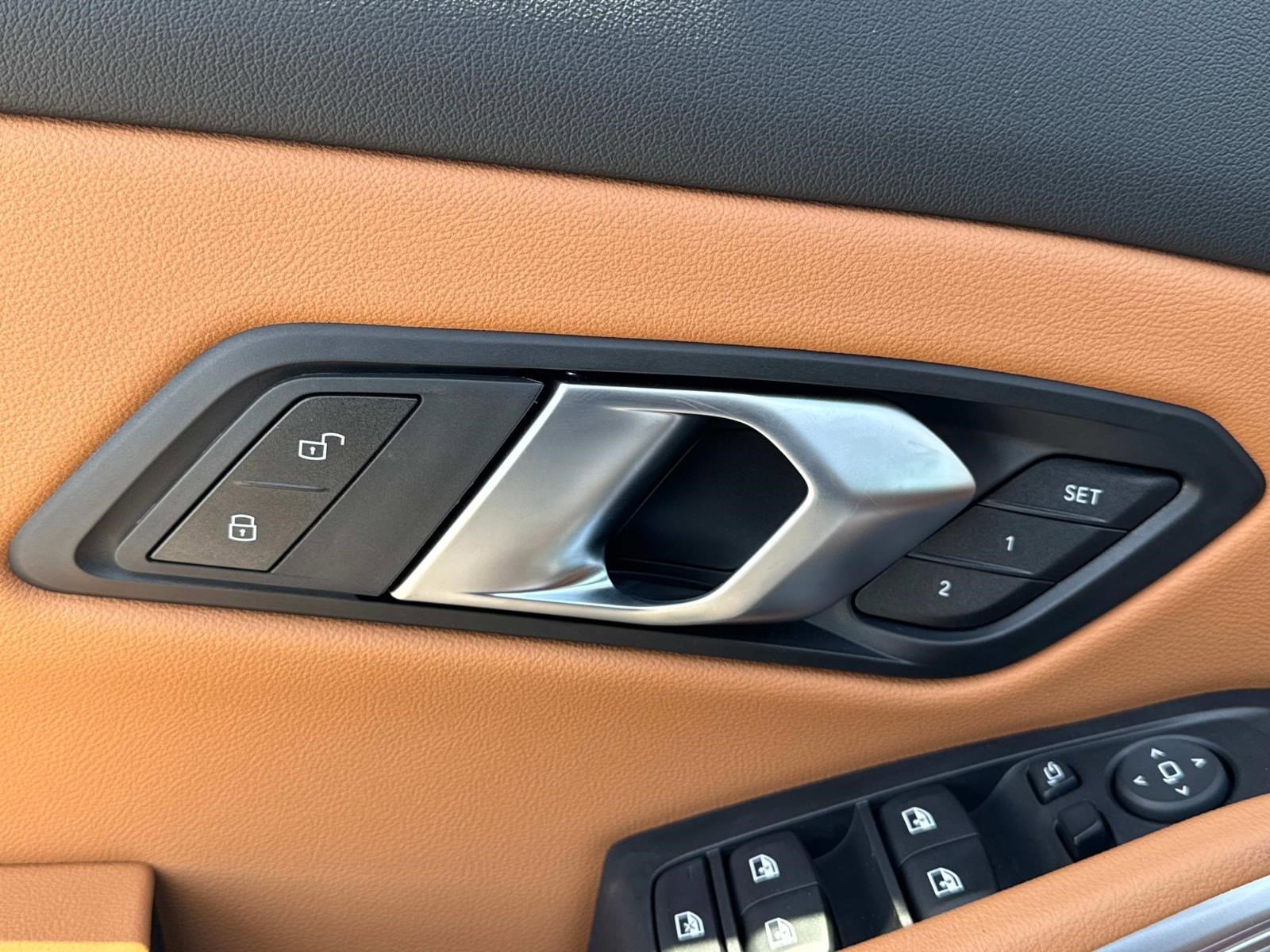 2025 BMW 3 Series 330i - Photo 17