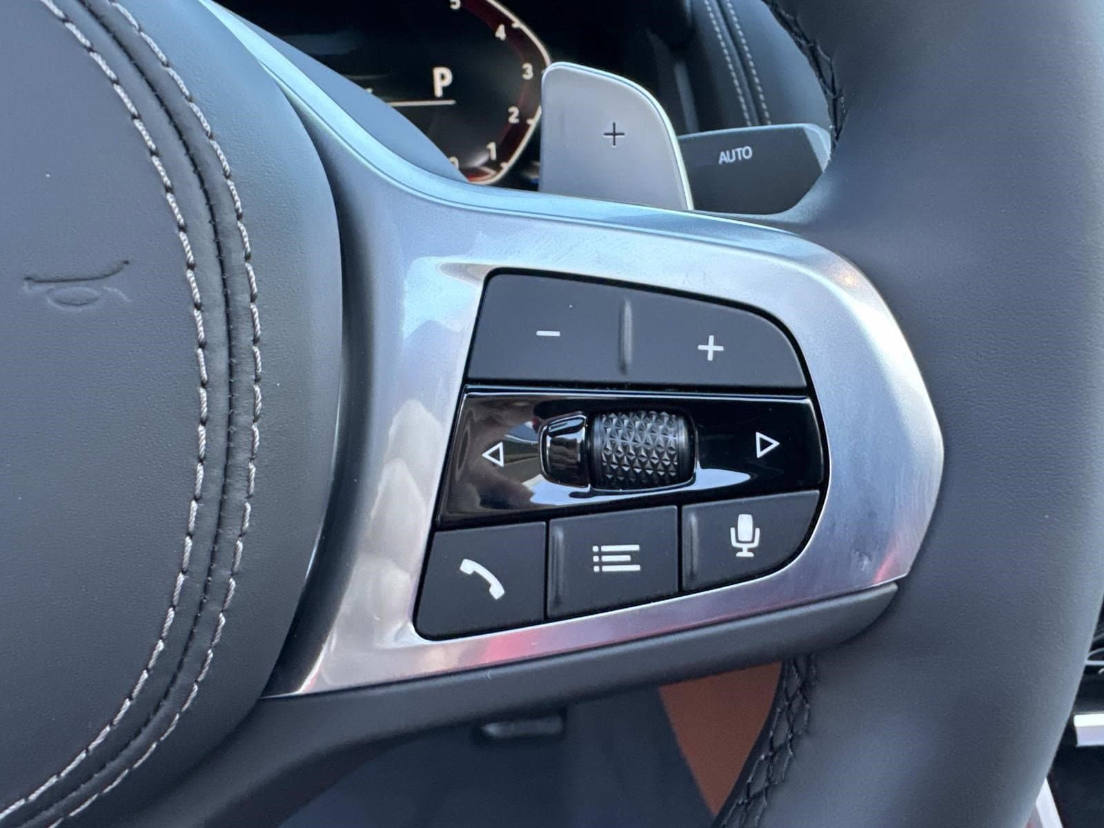 2026 BMW 8 Series 840i - Photo 24