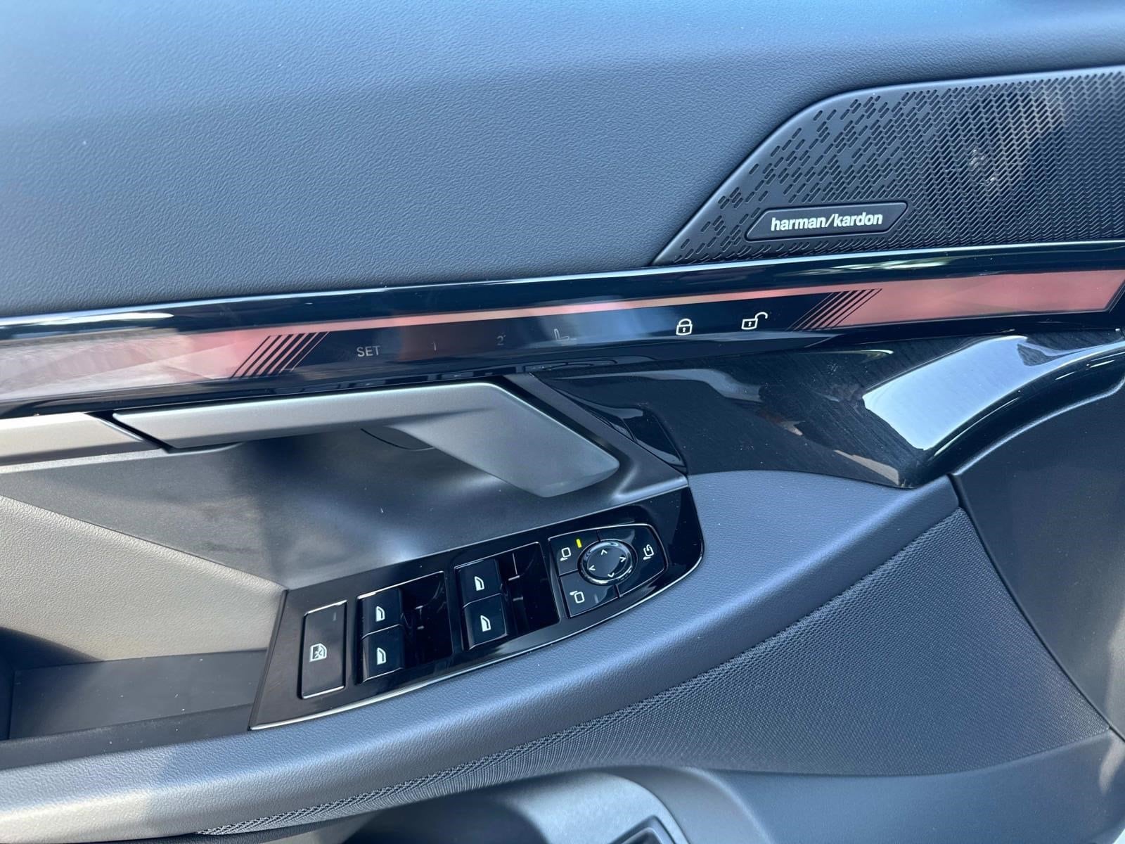 2026 BMW i5 40 - Photo 17