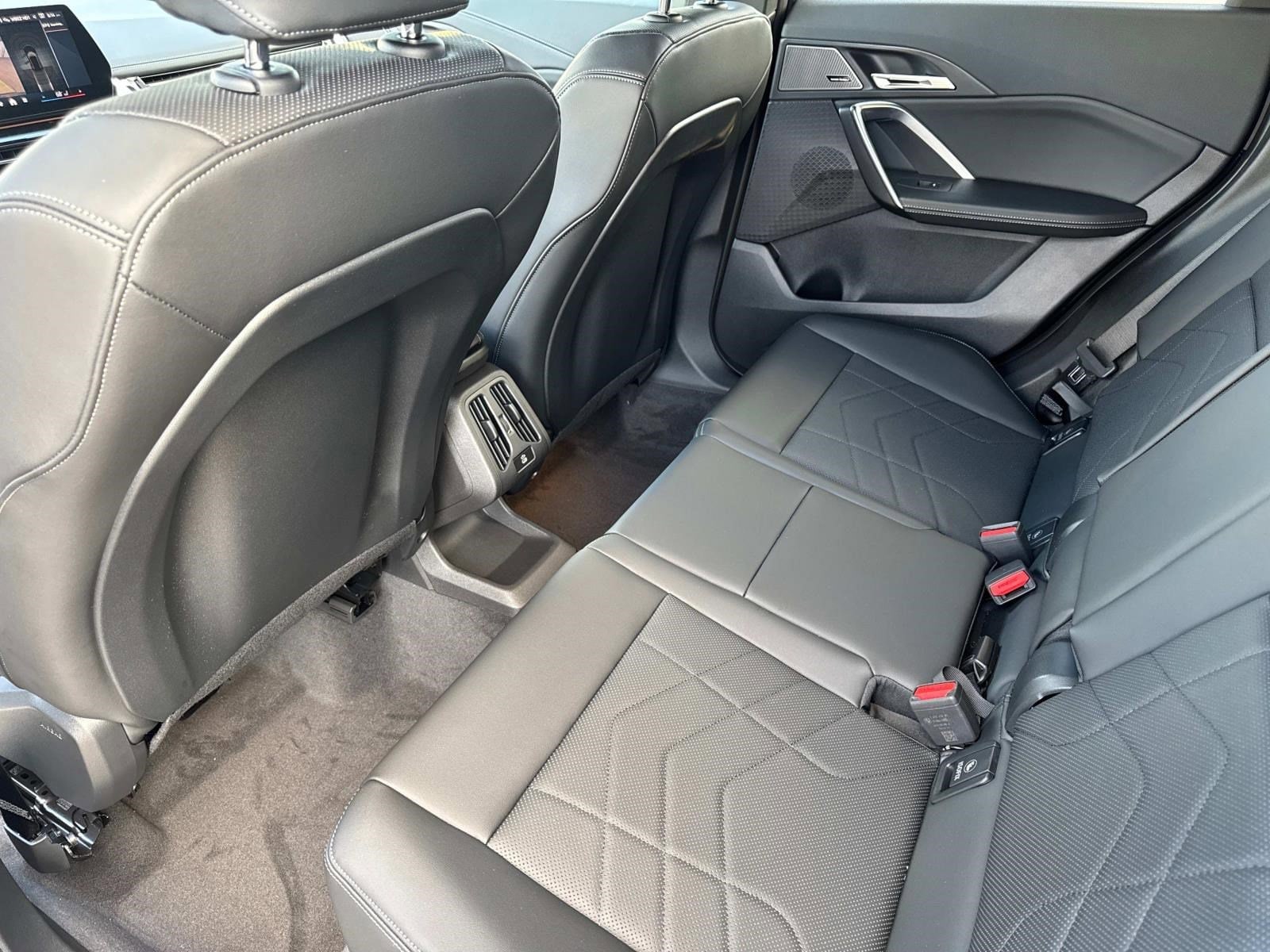 2026 BMW X1 XDrive28i - Photo 14