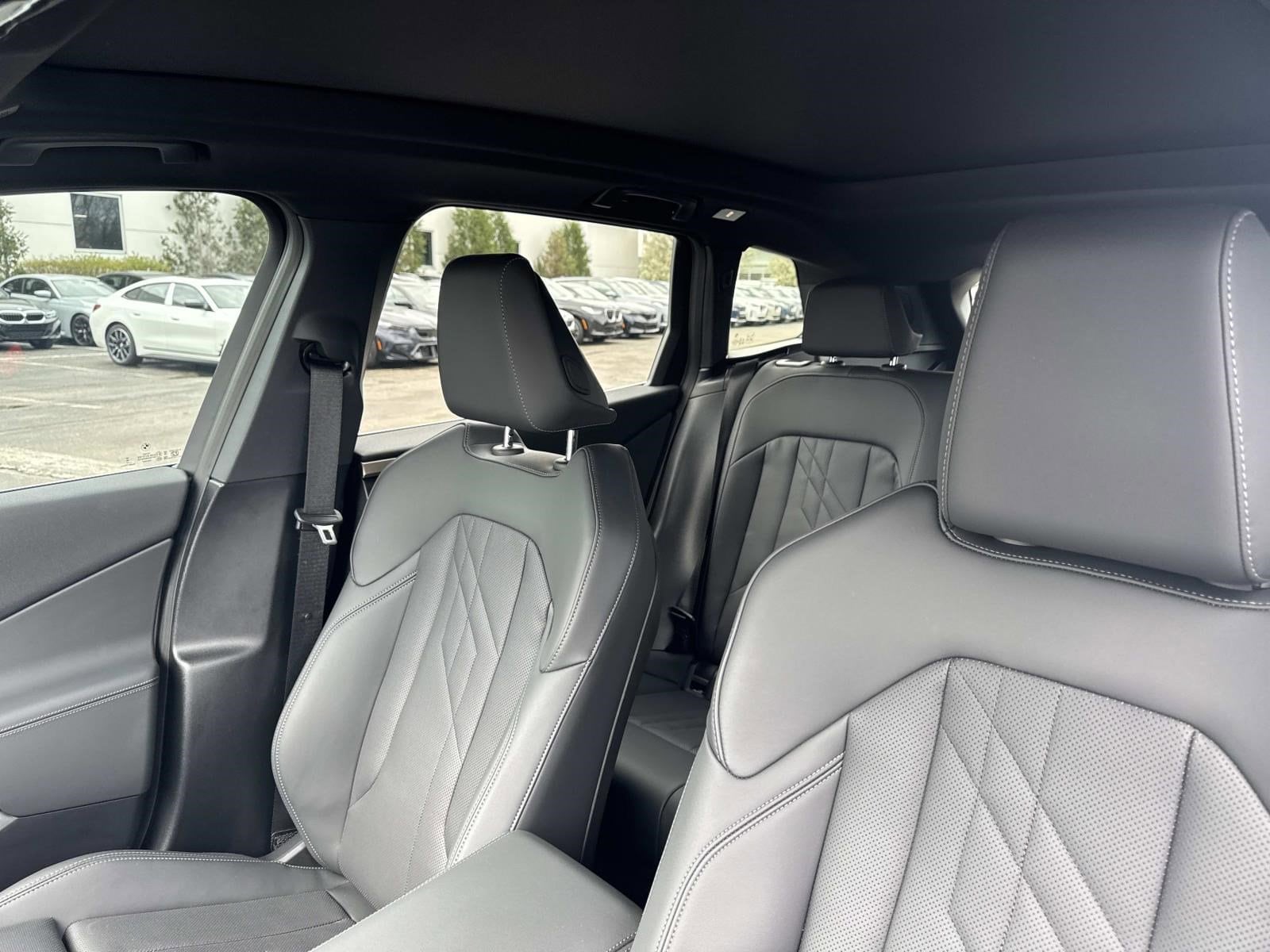 2025 BMW X3 30 - Photo 33