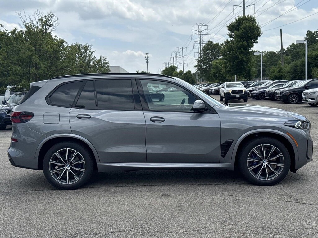 New 2026 BMW X5 xDrive40i SUV