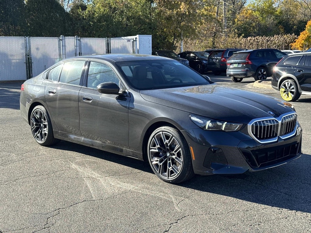 New 2026 BMW 530i xDrive Sedan