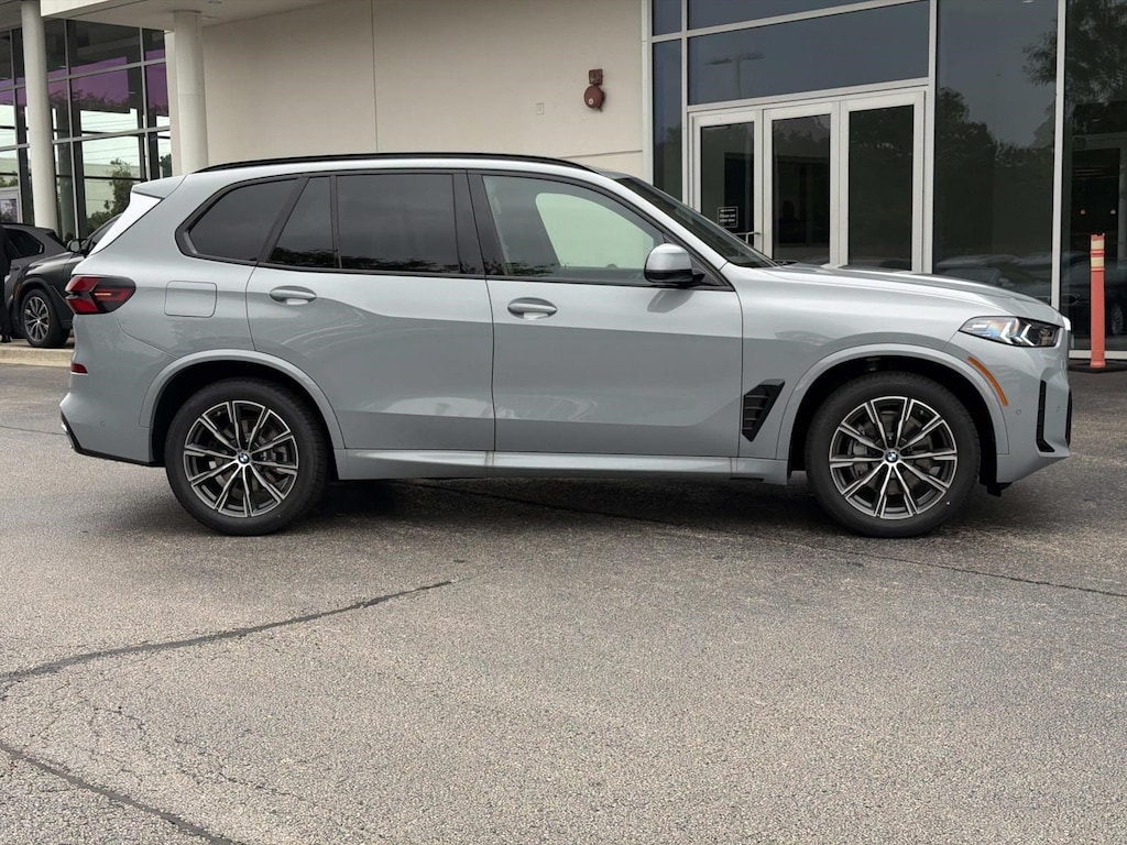 New 2026 BMW X5 xDrive40i SUV