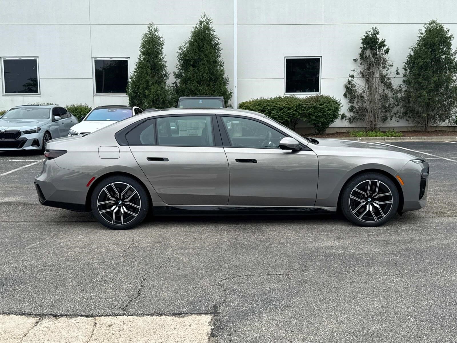 2025 Bmw i7 xDrive60 photo 4