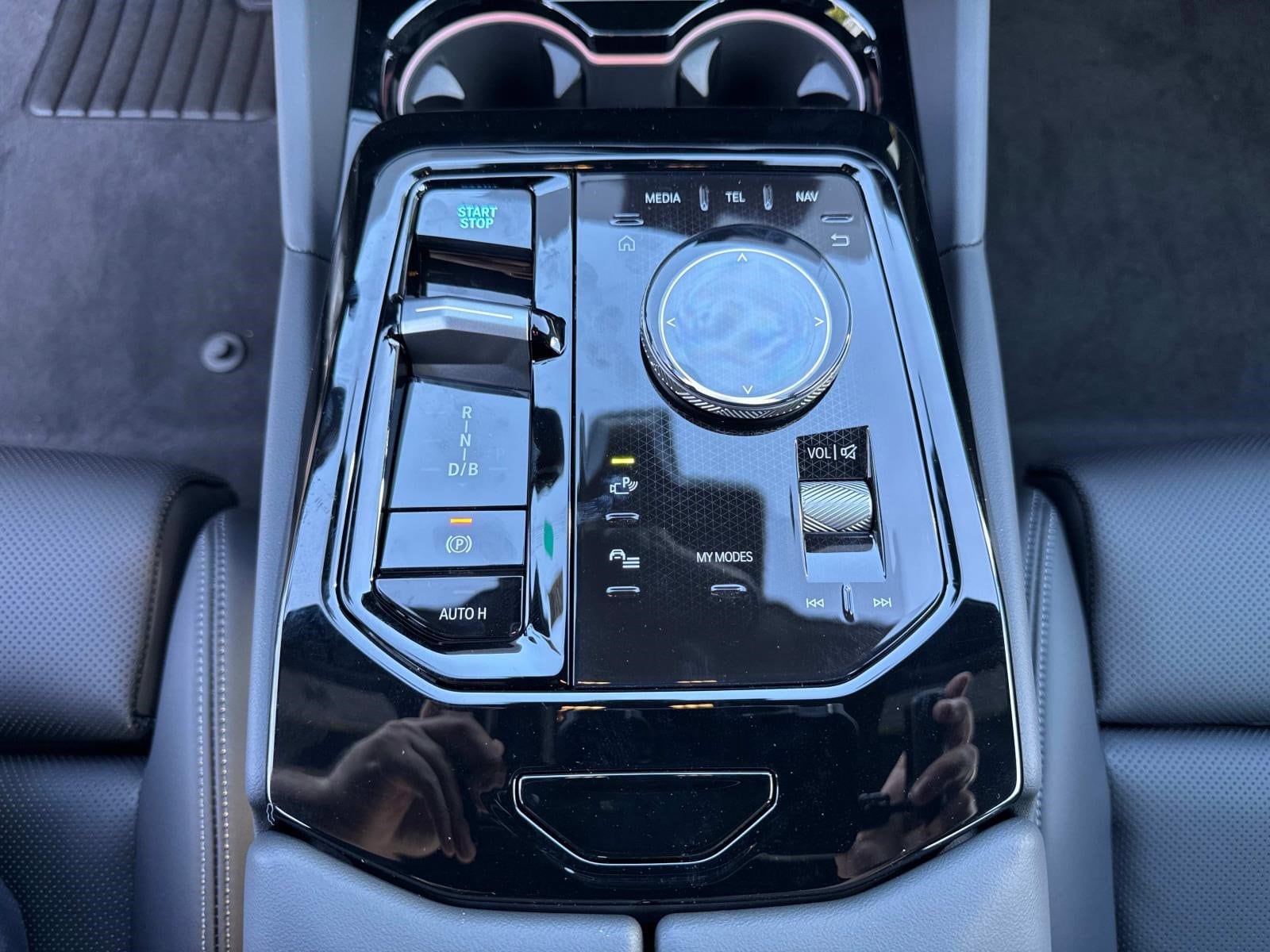 2026 BMW i5 40 - Photo 25