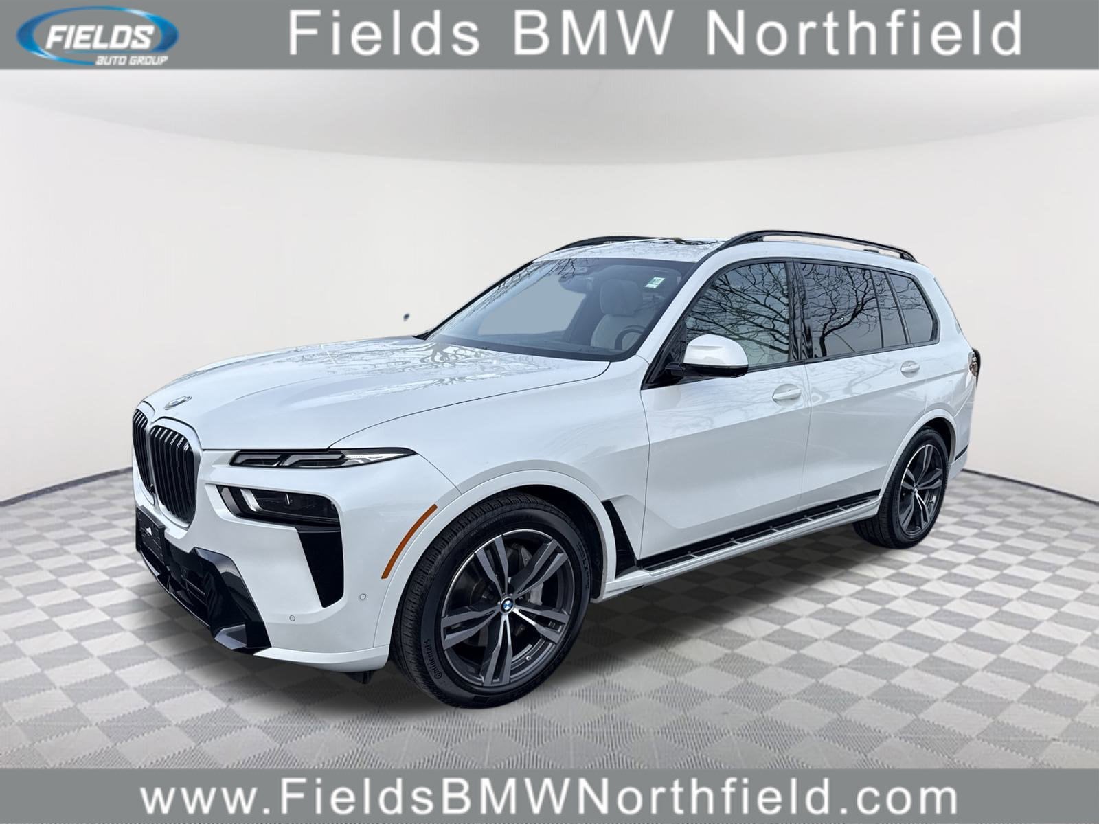 2023 BMW X7 40i's photo