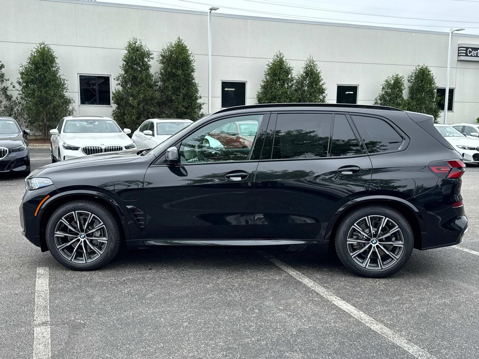 2026 BMW X5 50e - Photo 8