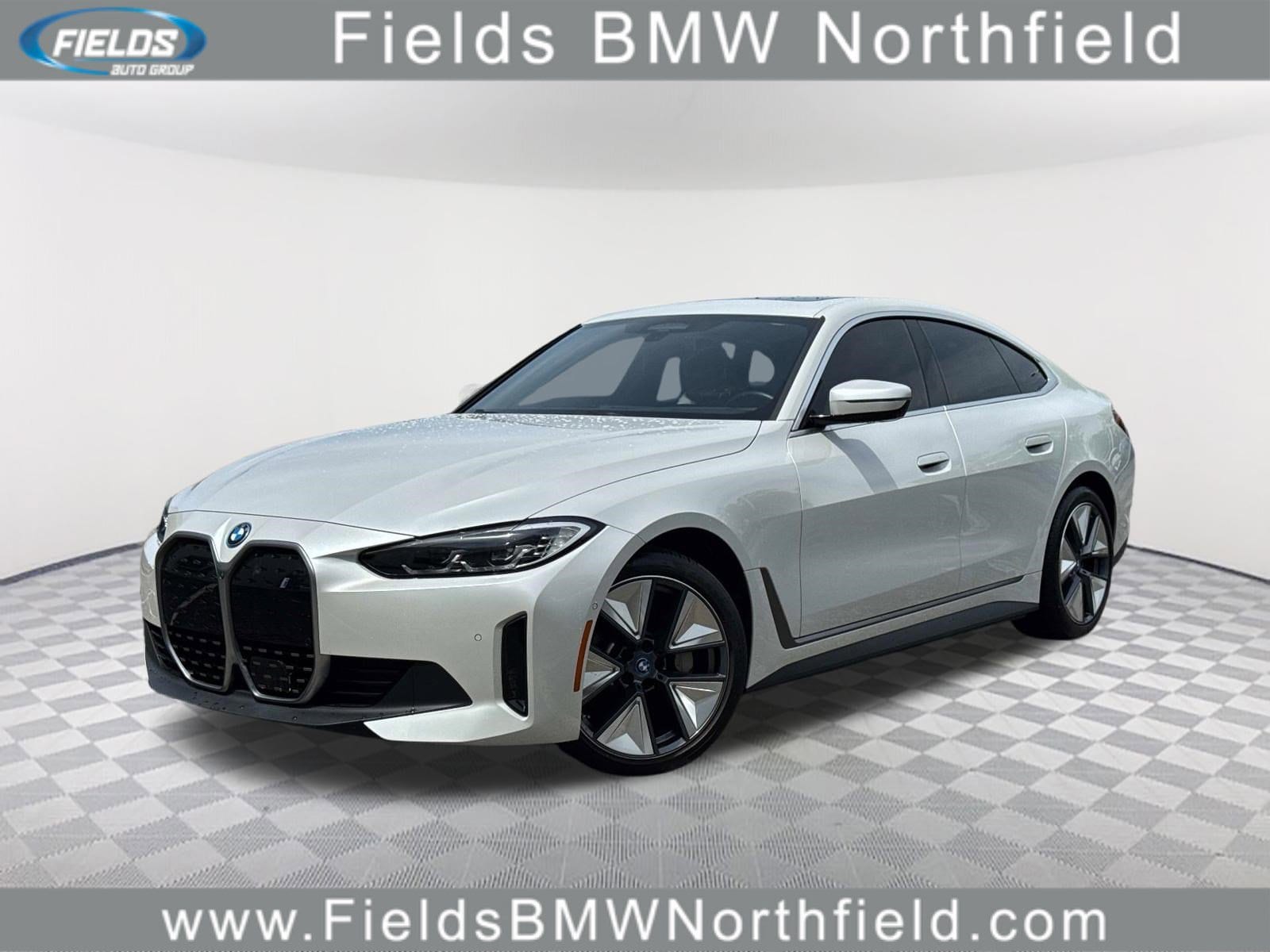 2023 BMW i4 eDrive35's photo