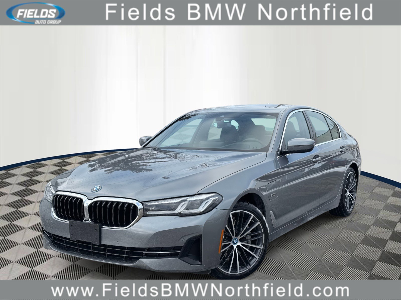 2023 BMW 5 Series 530e's photo