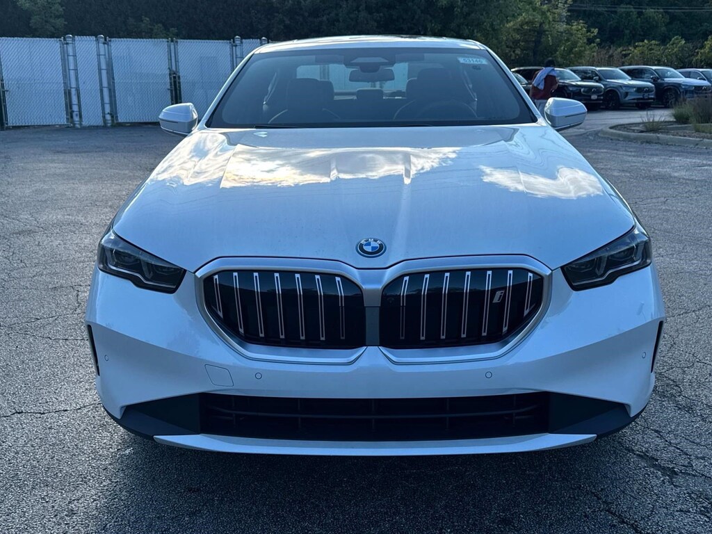 New 2026 BMW i5 xDrive40 Sedan