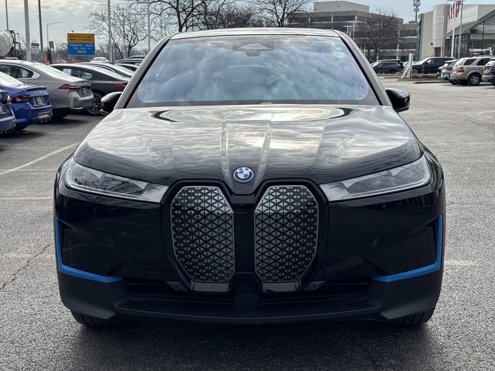 Certified 2023 BMW iX Base with VIN WB523CF08PCM04662 for sale in Northfield, IL