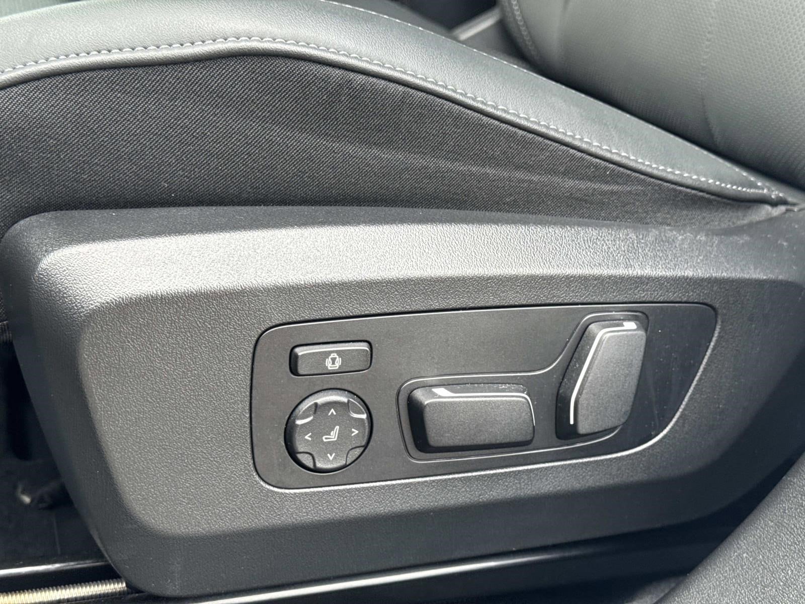 2025 BMW X3 30 - Photo 20