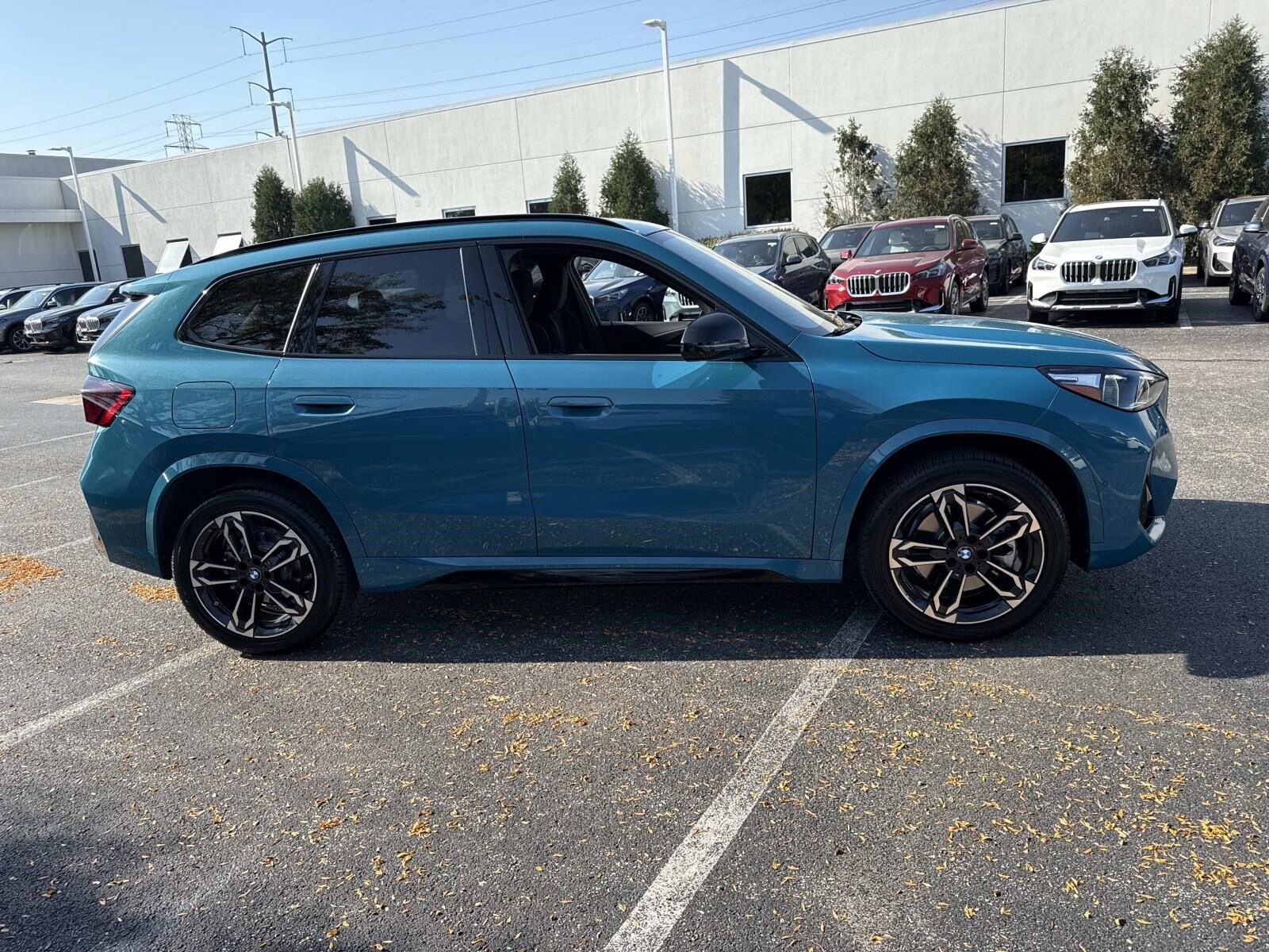 2023 Bmw X1 XDrive28i photo 3