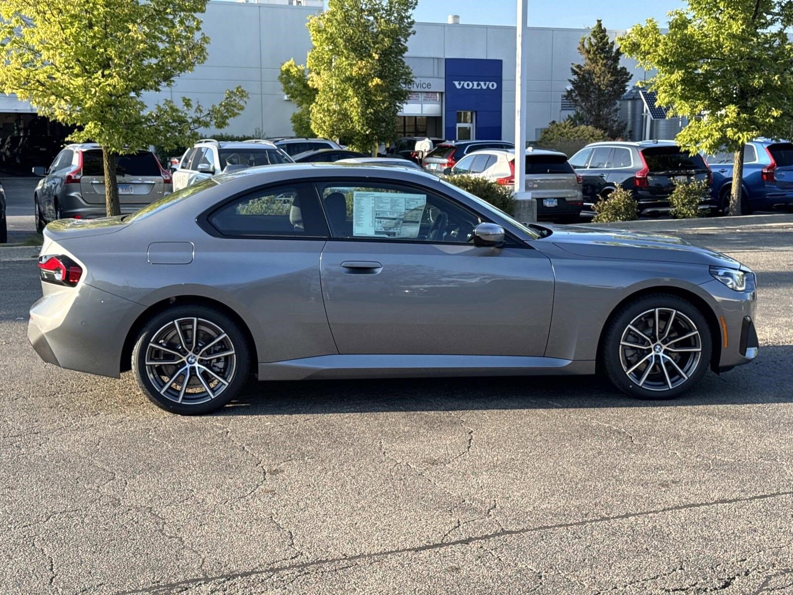 2025 Bmw 230i xDrive Coupe photo 4
