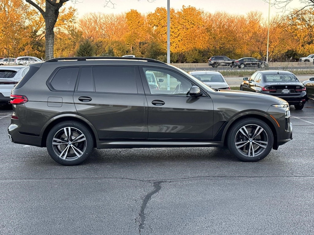 New 2026 BMW X7 xDrive40i SUV