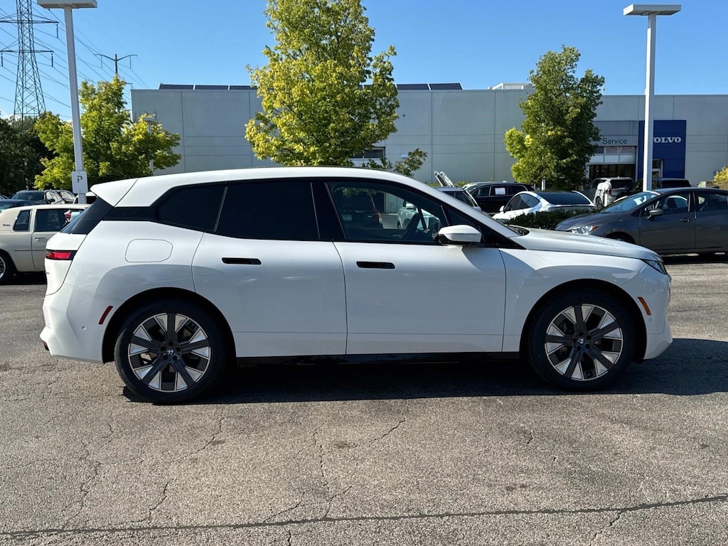 New 2026 BMW iX xDrive45 SUV