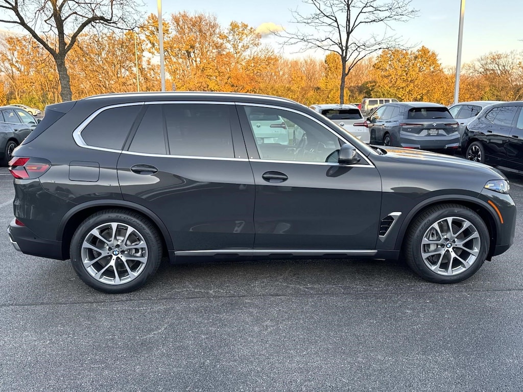 New 2026 BMW X5 PHEV xDrive50e SUV