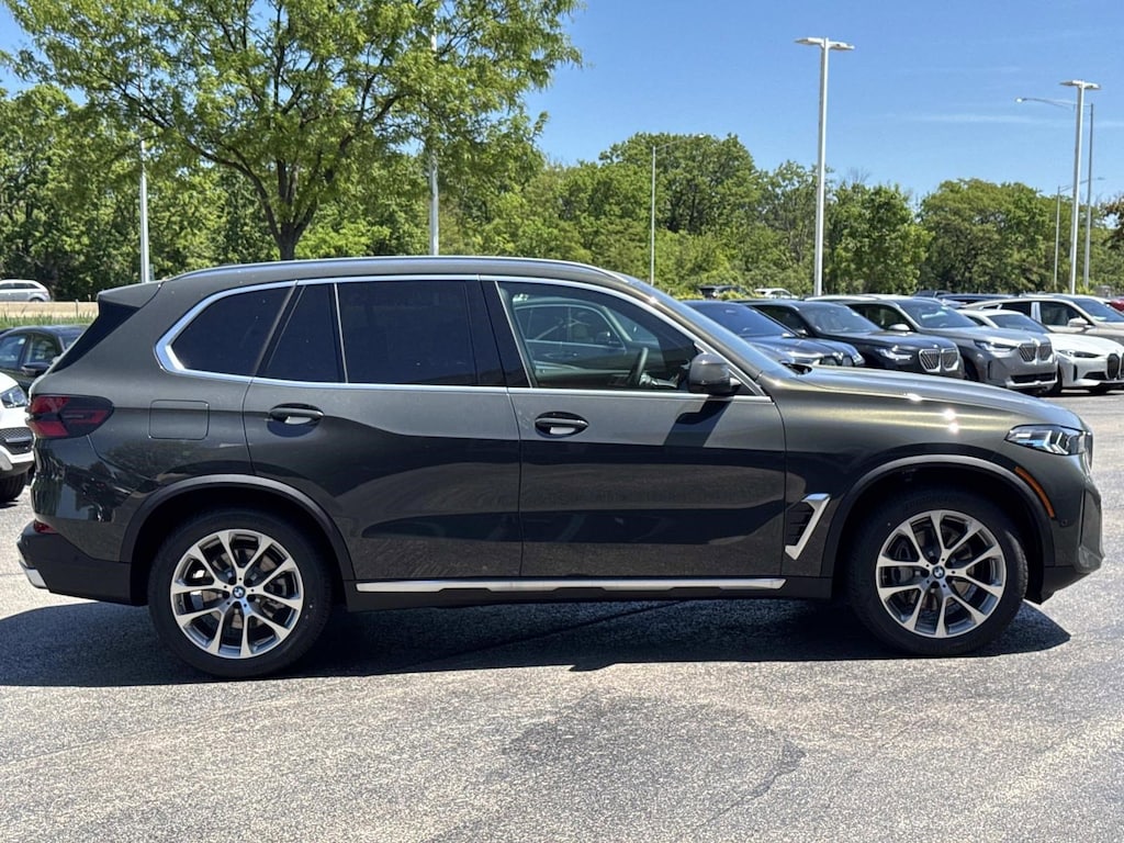 New 2026 BMW X5 xDrive40i SUV