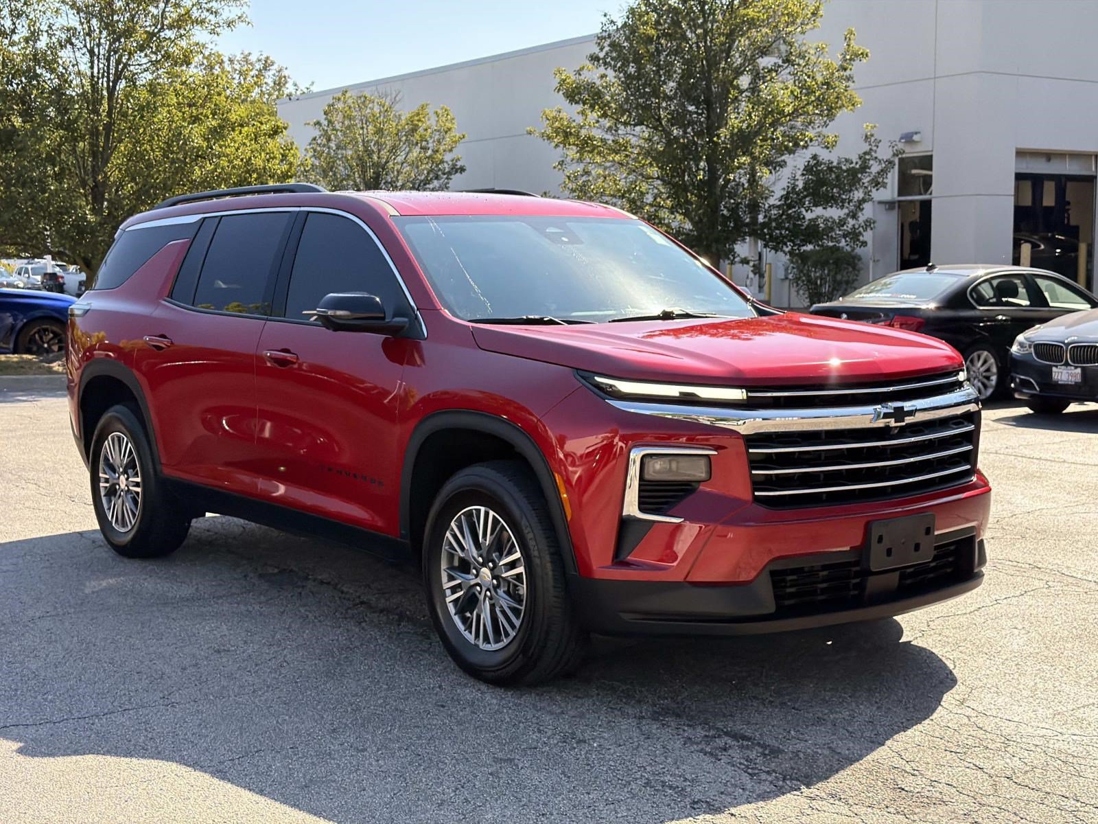 Used 2024 Chevrolet Traverse AWD LT SUV