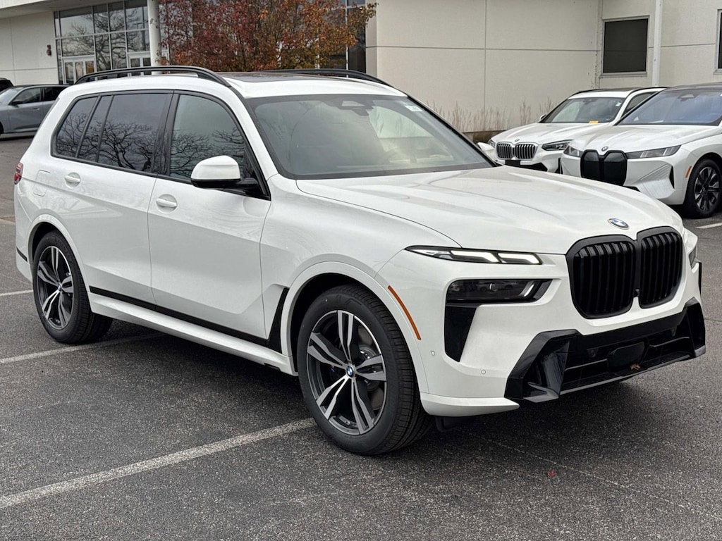New 2026 BMW X7 xDrive40i SUV