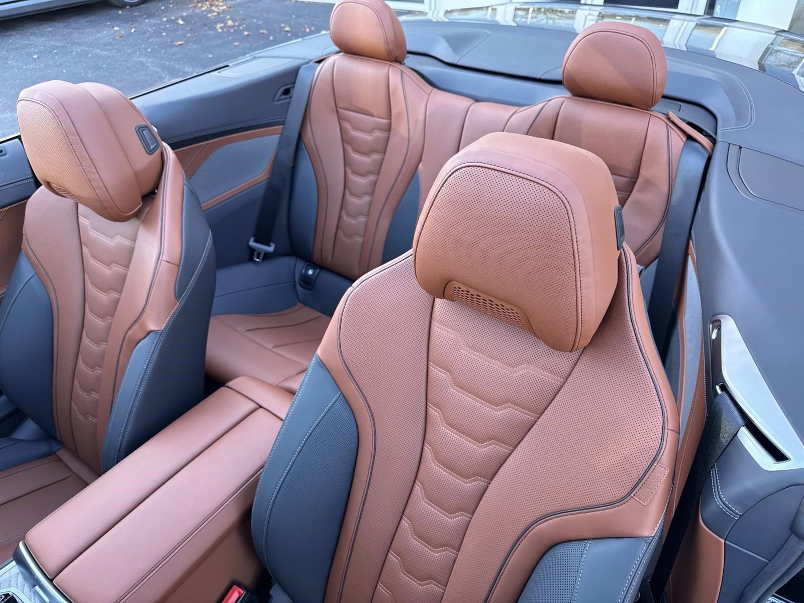 2026 BMW 8 Series 840i - Photo 28