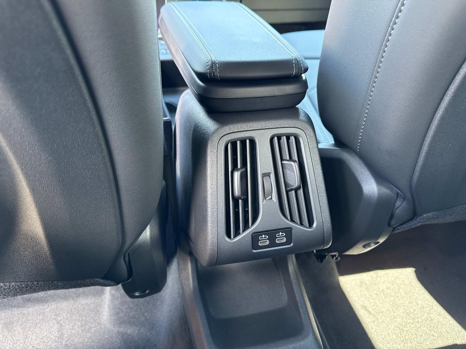 2026 BMW X1 XDrive28i - Photo 16